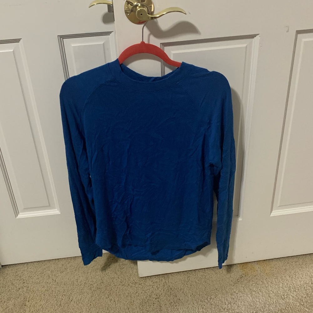 Blue Splits59 size S long sleeve top.
